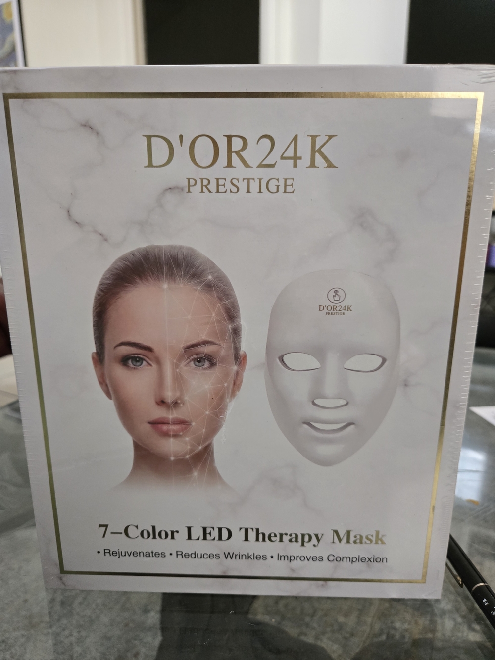 White 7-Color LED Therapy Mask for Women